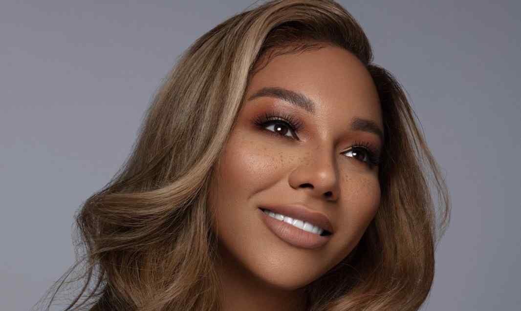 Cómo son y a quién favorecen las mechas woodlights | L'Oréal Paris